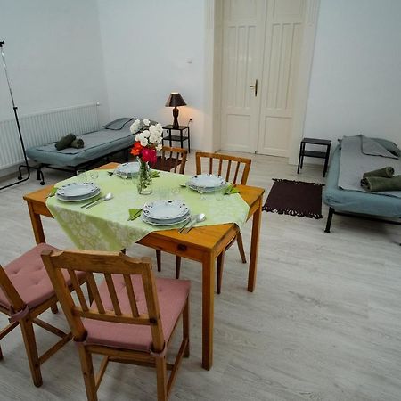 Apartmán Szorcsik Haz 1913 Senta Exteriér fotografie